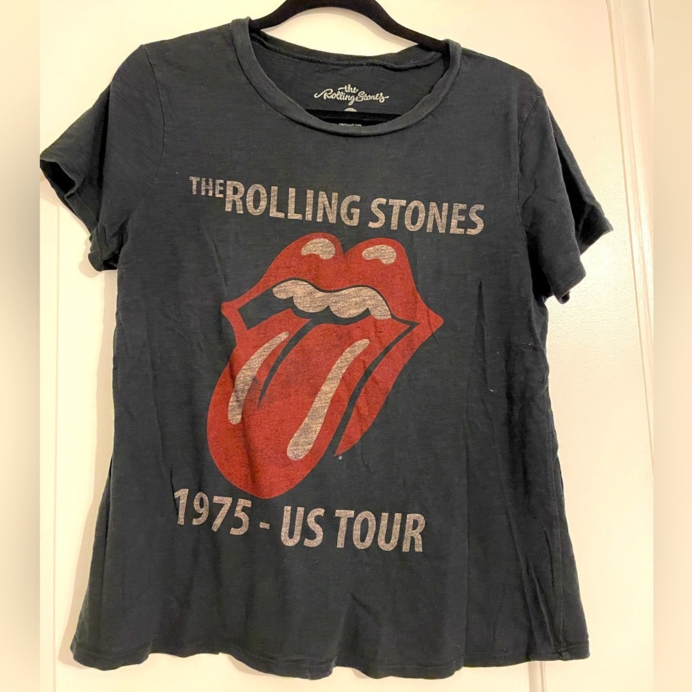 Women’s size L Rolling Stones t-shirt